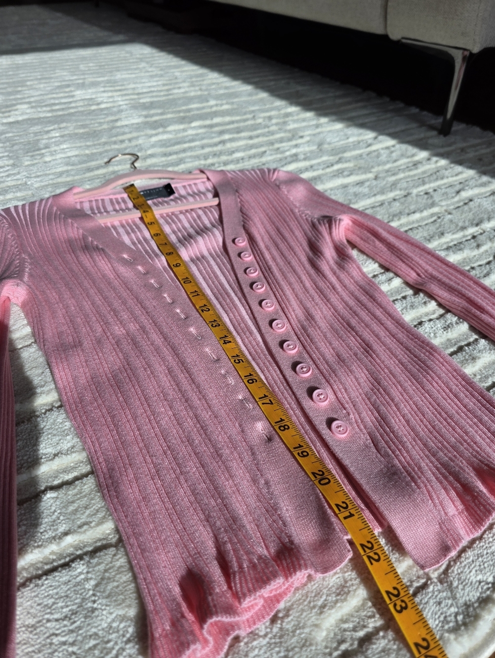 ASOS V Neck Pink Ribbed Button-Front Cardigan - Picture 3 of 5